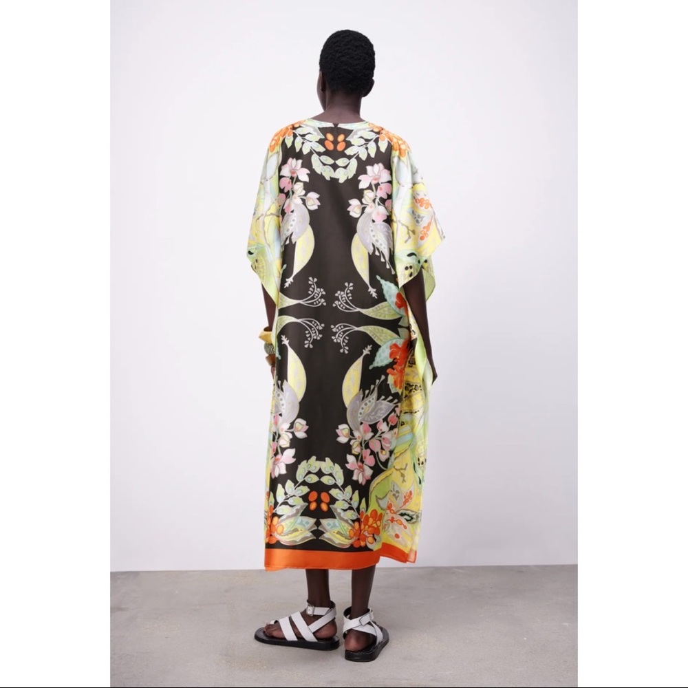Zara RARE Multicolored Floral Printed Asian Satin Kimono Kaftan Scarf Midi Dress - Picture 4 of 15
